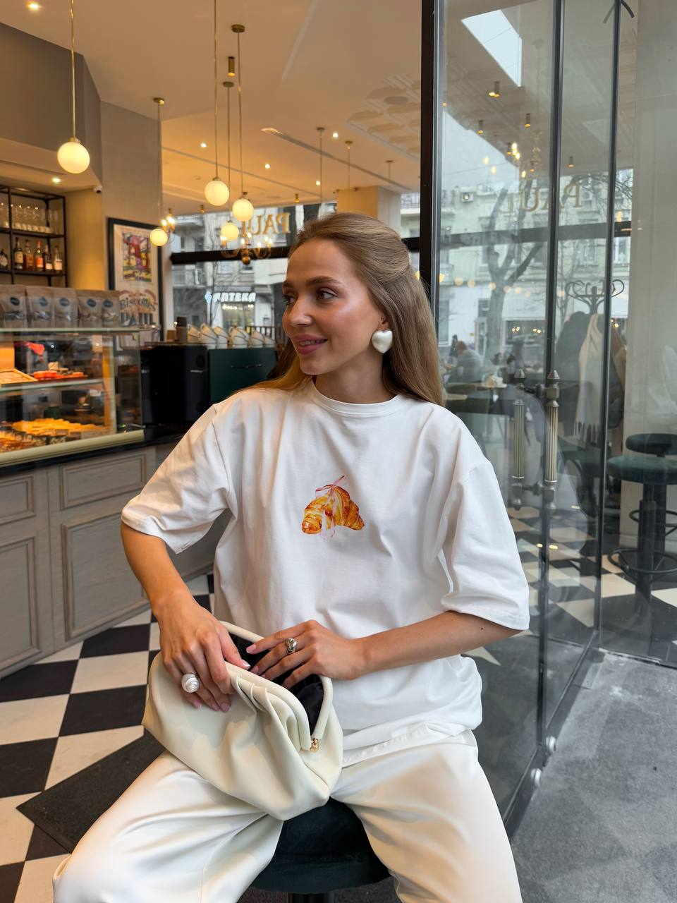 White T-shirt Croissant