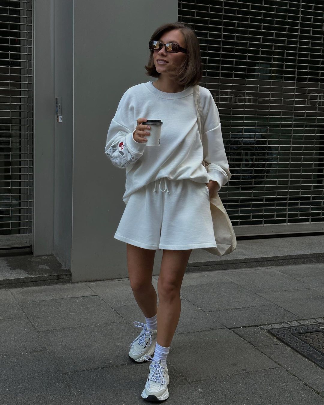Embroidered Sweatshirt Pivnyky Ivory