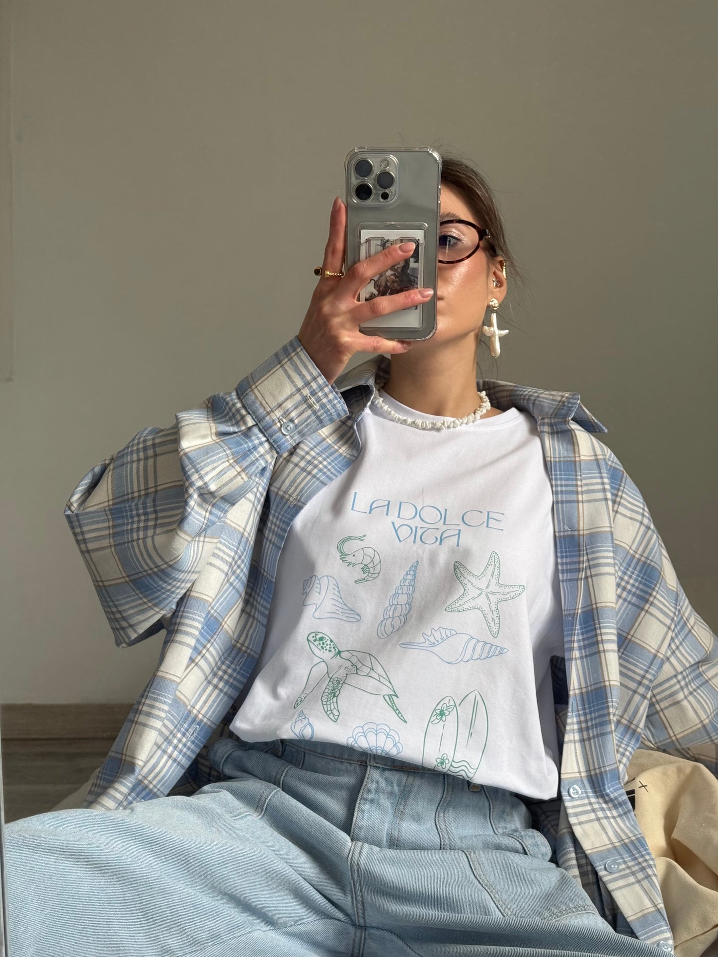 White T-shirt Ocean