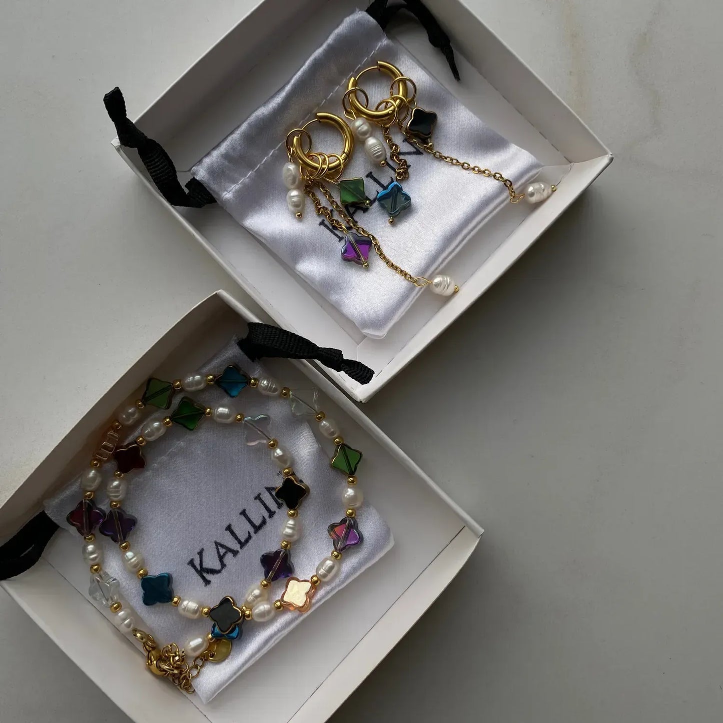 Necklace Barvy