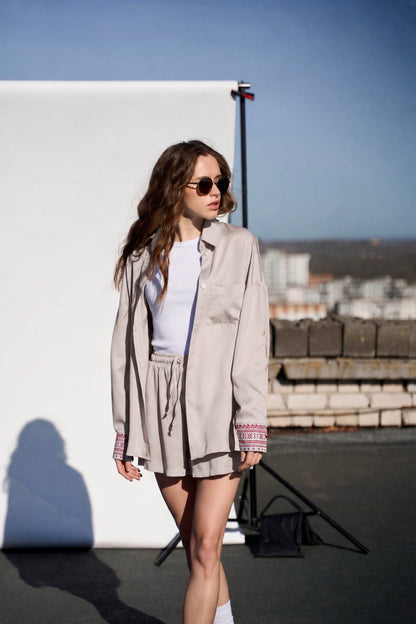 Shirt with Sleeve Embroidery Korinnia Taupe
