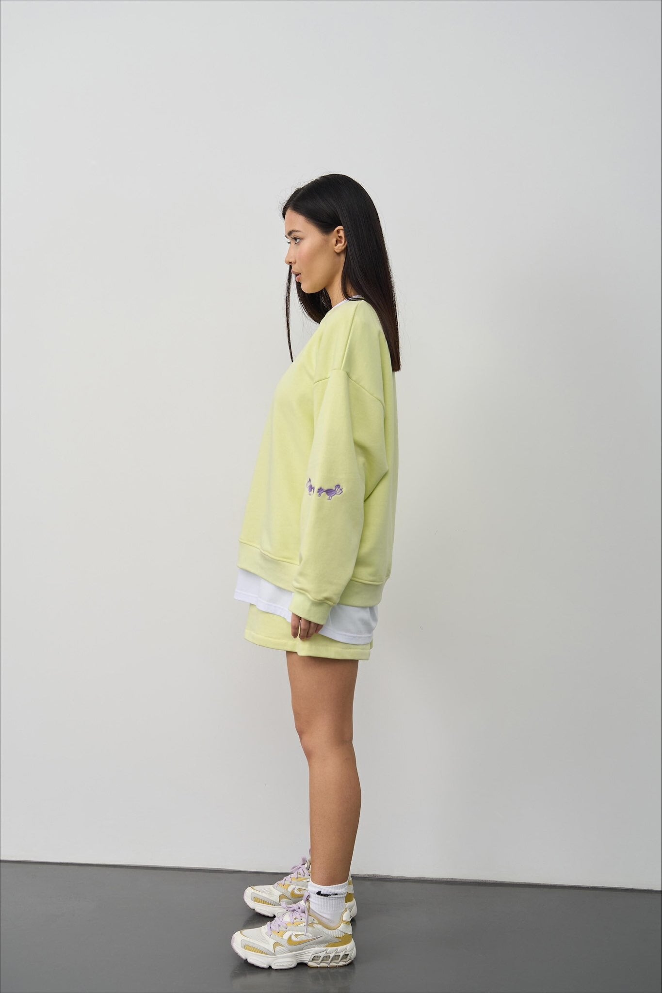 Embroidered Sweatshirt 'Roosters' Lime