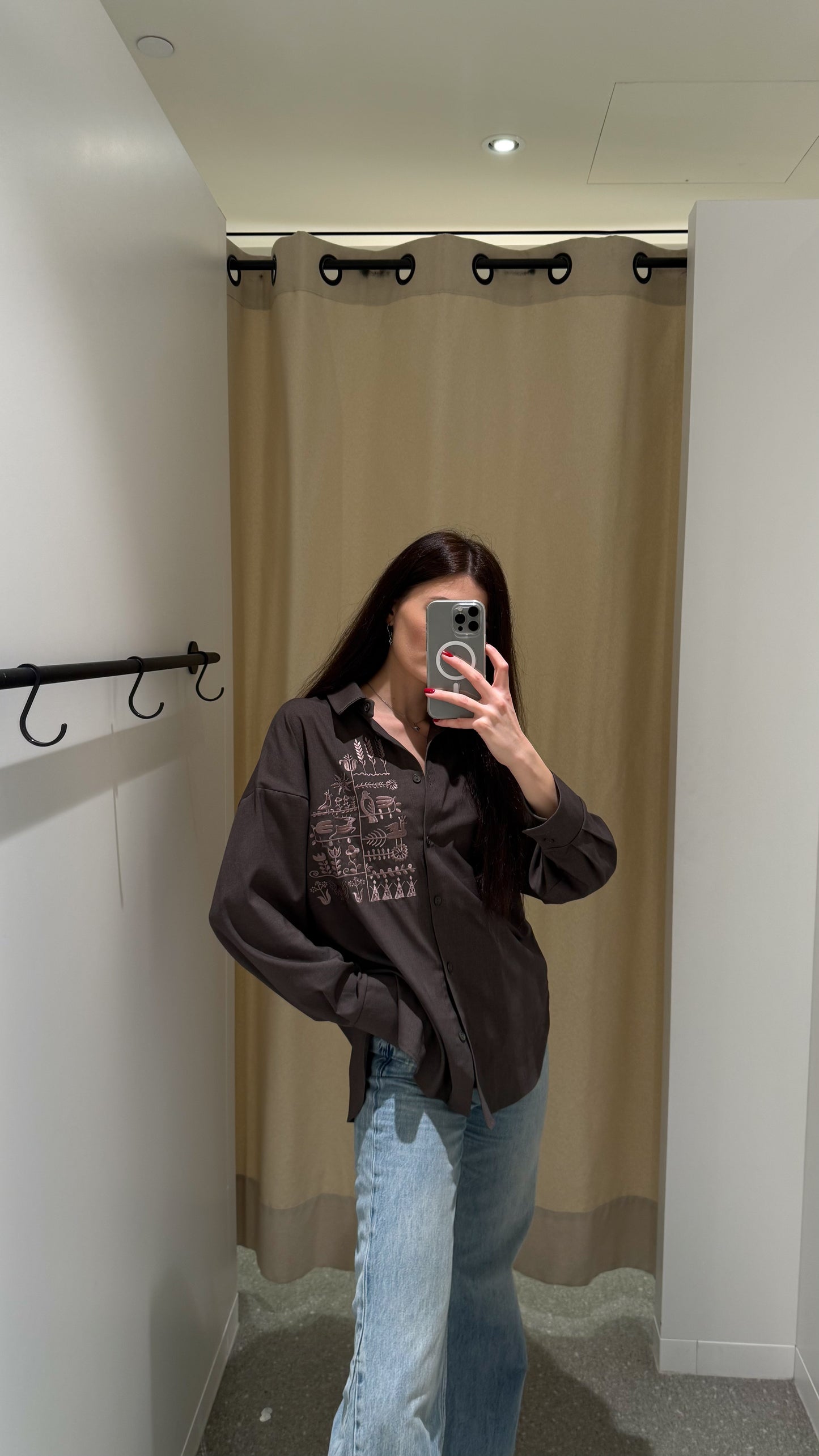 Shirt with Embroidery Oberih chocolate