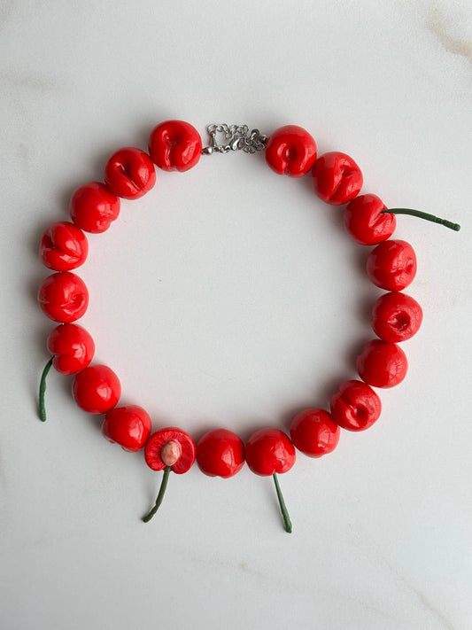 Necklace VYSHNI with a Bite