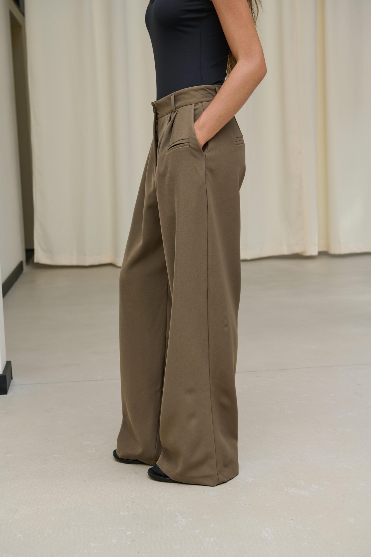Classic Palazzo Pants Olive