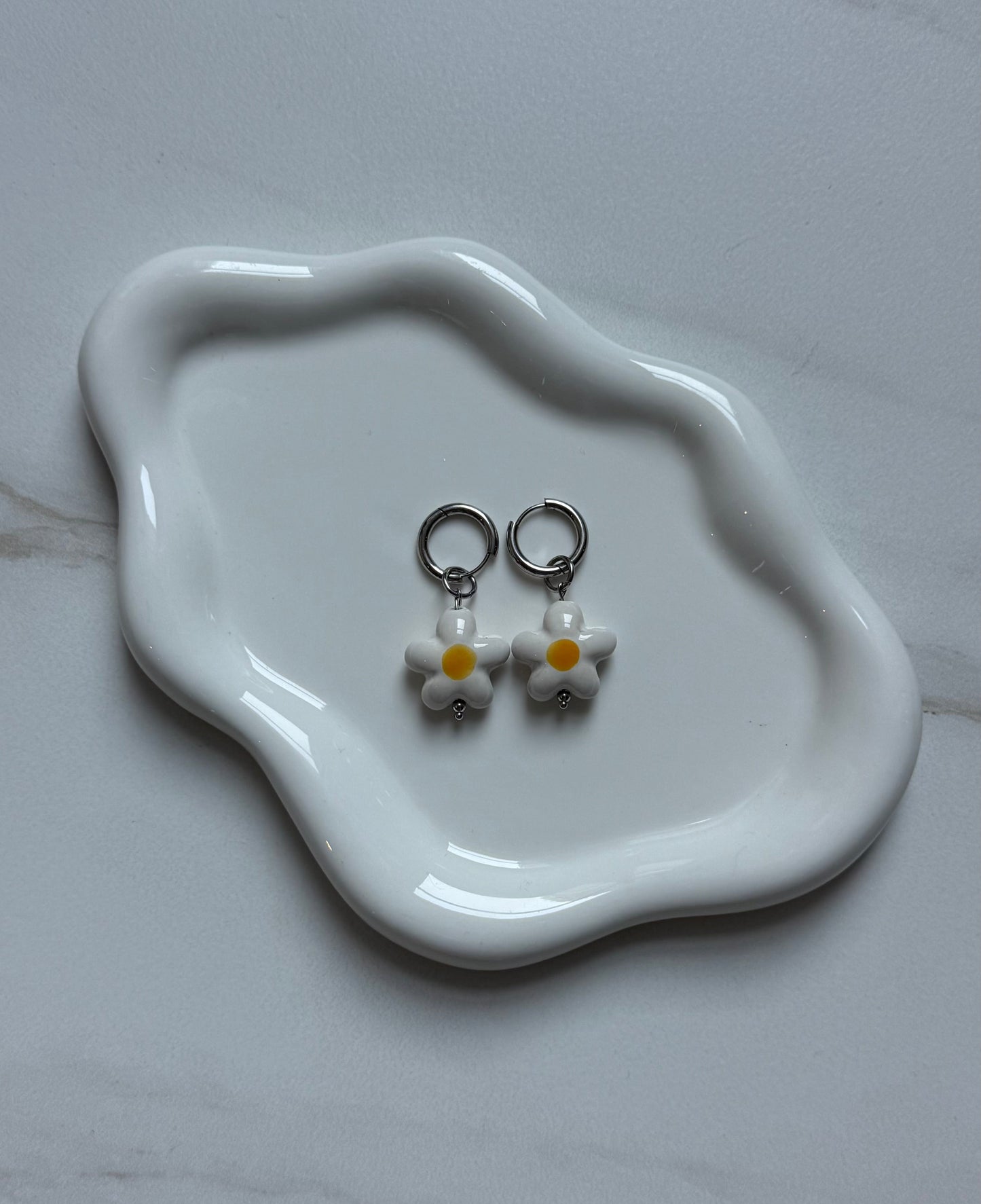 Earrings Romashka
